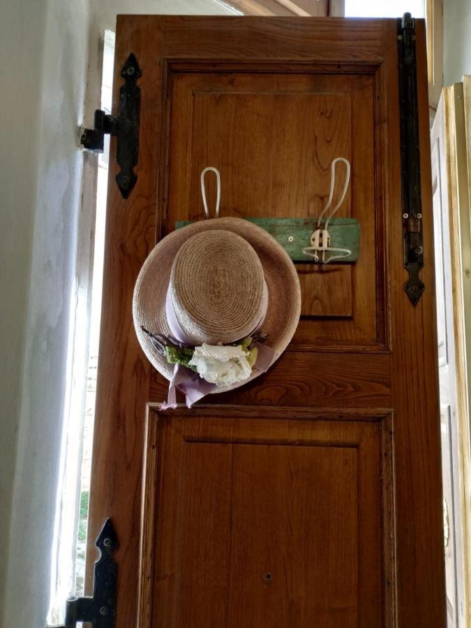 Villa Borgo Antico Lari Exterior foto